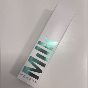 Milk Makeup Hydro Grip Set + Refresh Spray